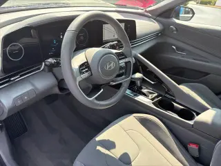 Hyundai ELANTRA 2024 SEL 4dr Sedan