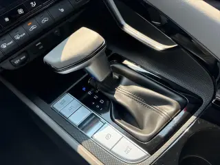 Hyundai ELANTRA 2024 SEL 4dr Sedan