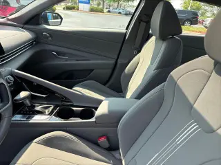 Hyundai ELANTRA 2024 SEL 4dr Sedan