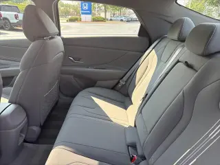 Hyundai ELANTRA 2024 SEL 4dr Sedan