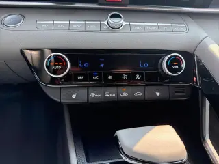 Hyundai ELANTRA 2024 SEL 4dr Sedan