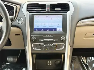 Ford Fusion 2020 SE 4dr Sedan