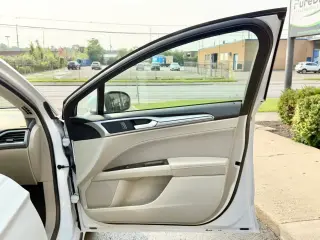 Ford Fusion 2020 SE 4dr Sedan