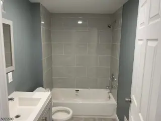 Propiedad en alquiler con 3 habitaciones y 1 baño en Elizabeth