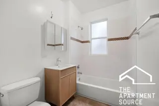 Propiedad en alquiler con 3 habitaciones y 2 baños en Chicago