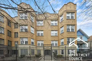 Propiedad en alquiler con 3 habitaciones y 2 baños en Chicago
