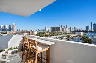 Propiedad en alquiler con 3 habitaciones y 2 baños en North Miami Beach