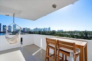 Propiedad en alquiler con 3 habitaciones y 2 baños en North Miami Beach