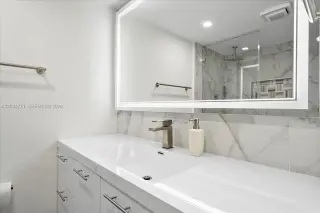 Propiedad en alquiler con 3 habitaciones y 2 baños en North Miami Beach