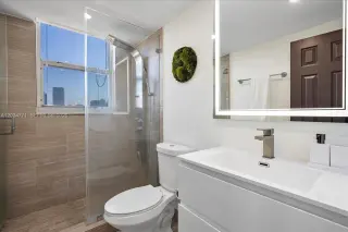 Propiedad en alquiler con 3 habitaciones y 2 baños en North Miami Beach