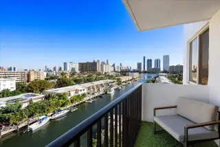Propiedad en alquiler con 3 habitaciones y 2 baños en North Miami Beach