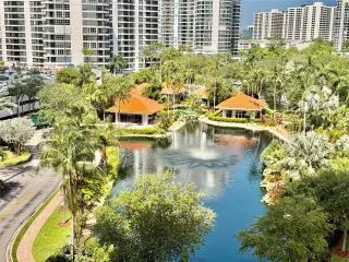 Propiedad en alquiler con 2 habitaciones y 2 baños en Aventura