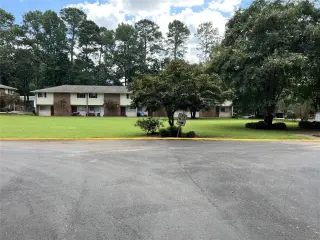 Propiedad en alquiler con 1 dormitorio y 1 baño en Tucker