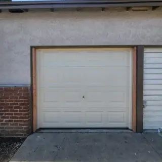Single rollup garage door