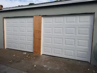 Single rollup garage door