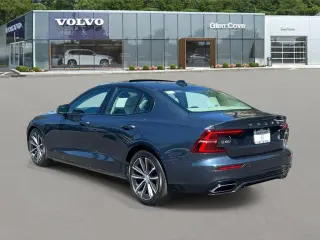 Volvo S60 2021 AWD T5 Momentum 4dr Sedan