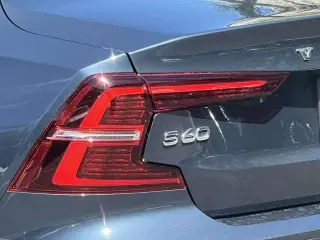 Volvo S60 2021 AWD T5 Momentum 4dr Sedan