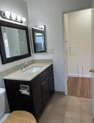 Studio apartment Move-In-Ready