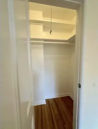 Spacious 1 Bedroom 1 Bath Apt