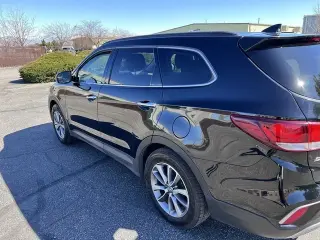 2017 Hyundai Santa Fe SE