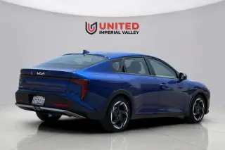 2025 Kia K4