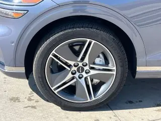 2026 Genesis Electrified GV70
