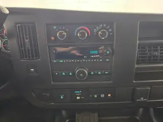 2025 GMC Savana 2500