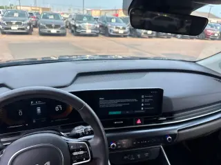 2025 Kia Carnival