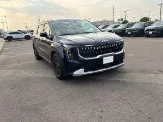 2025 Kia Carnival