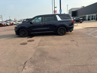 2025 Kia Carnival