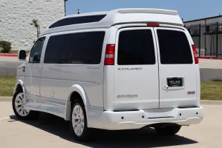 2022 GMC Savana Cargo Van