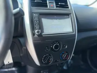 2019 Nissan Versa 1.6 S 5M