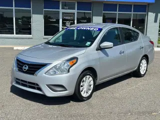 2019 Nissan Versa 1.6 S 5M