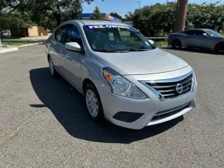 2019 Nissan Versa 1.6 S 5M