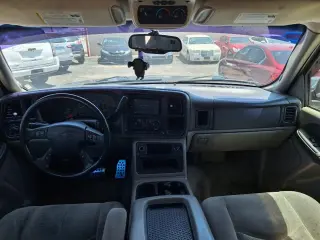 2003 Chevrolet Tahoe BASE