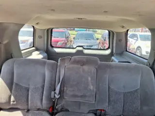 2003 Chevrolet Tahoe BASE