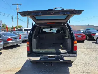 2003 Chevrolet Tahoe BASE