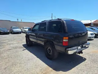 2003 Chevrolet Tahoe BASE