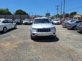 2011 Jeep Grand Cherokee LAREDO