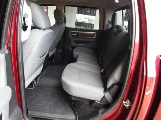 2016 RAM 1500 CREW CAB