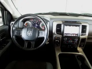 2016 RAM 1500 CREW CAB