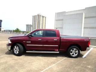 2016 RAM 1500 CREW CAB