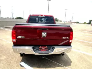 2016 RAM 1500 CREW CAB