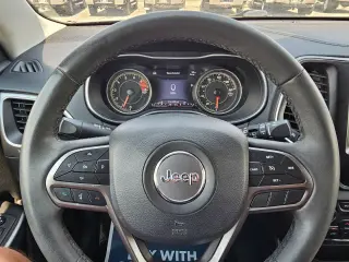 2022 JEEP CHEROKEE