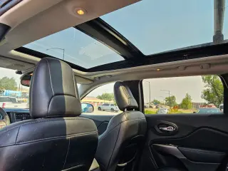 2022 JEEP CHEROKEE