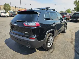 2022 JEEP CHEROKEE