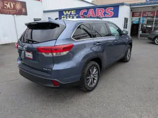 2019 Toyota Highlander XLE  AWD