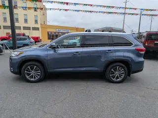 2019 Toyota Highlander XLE  AWD