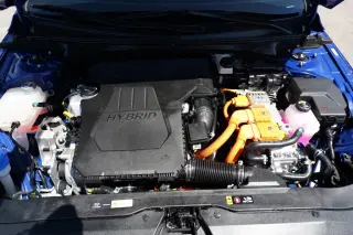 2025 Hyundai Elantra Hybrid