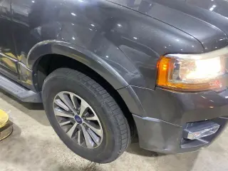 Ford Expedition 2017 4x4 XLT 4dr SUV